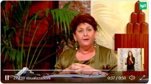 Ma Salvini e Meloni che se la prendono con le lacrime di Bellanova sono gli stessi delle sanatorie di Berlusconi? preview