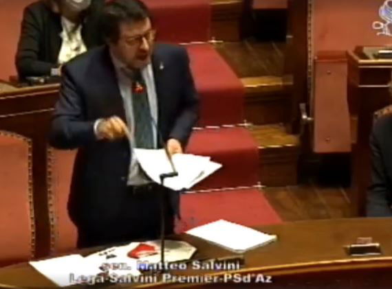L’esatto momento in cui Salvini sbrocca perché al Senato gli ridono in faccia preview