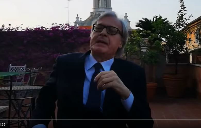 Anche Sgarbi a rischio indagine per il post contro Silvia Romano article-post