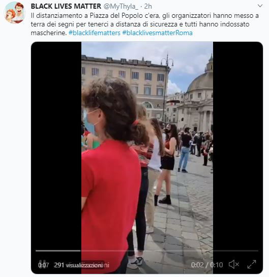La manifestazione Black Lives Matter a piazza del Popolo (con distanziamento sociale) preview