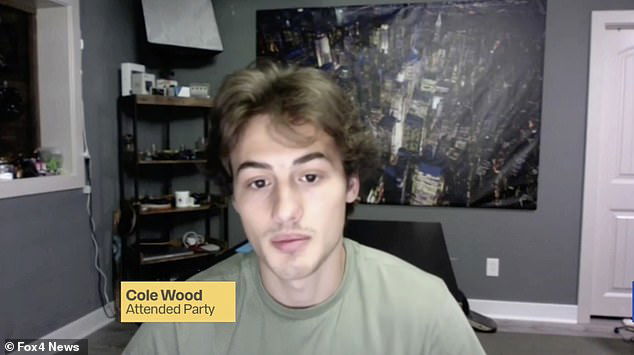 Il ragazzo che organizza un party con 400 persone a casa sua e si ammala di COVID-19 (insieme ad altri 21) article-post