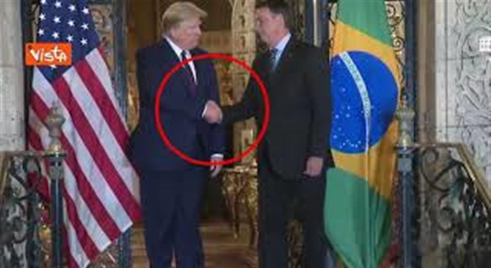 I sondaggi su Biden vincente e Trump che vuole rimandare il voto article-post