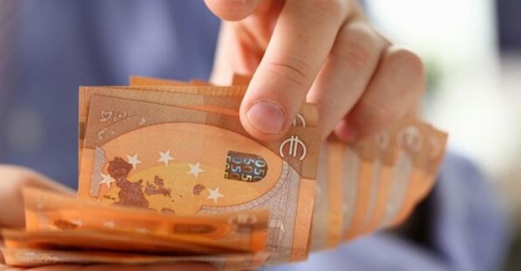 bonus professionisti mille euro maggio decreto agosto 2