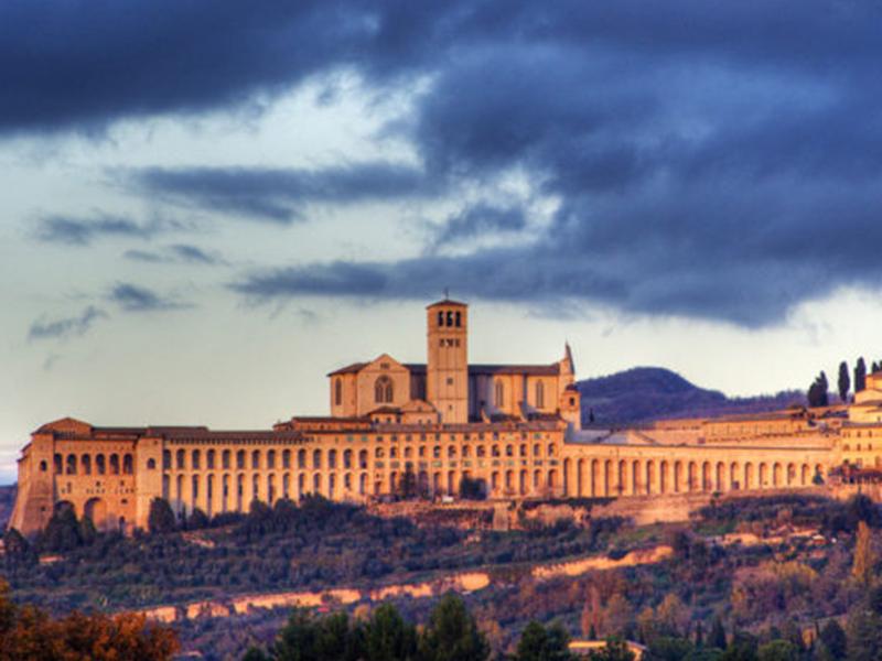 frati francescani positivi covid assisi 1