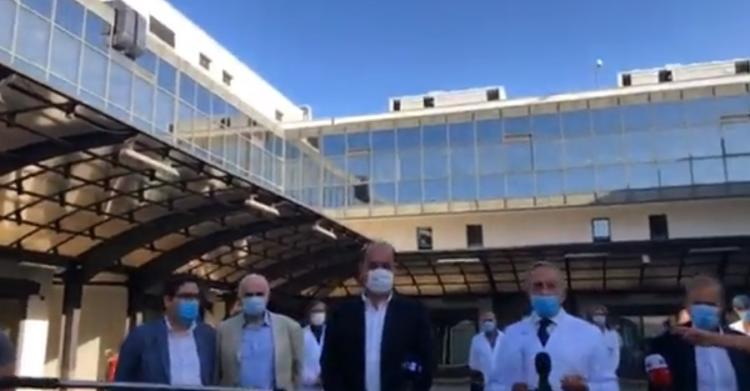 prima dose vaccino covid spallanzani inoculata volontario video