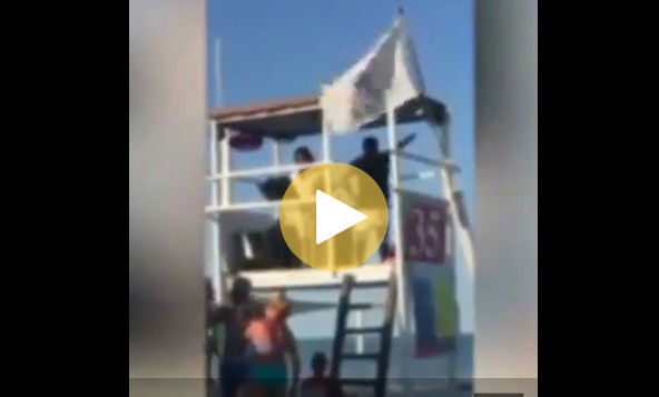 Punta Canna: il bagno fascista di Chioggia trasmette Faccetta nera con i saluti romani preview