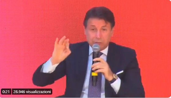 La gaffe di Conte e i 135mila morti di Coronavirus article-post