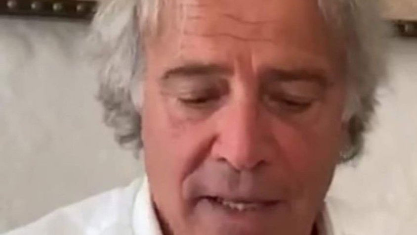 Enrico Montesano: “la mascherina è dannosa” article-post