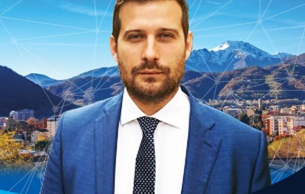 paolo tiramani sindaco borgosesia multe spioni assembramenti