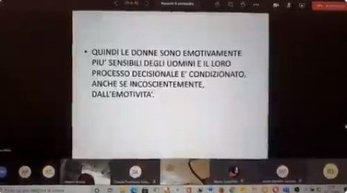 “Non ci possono essere giudici donne”: il prof delle frasi sessiste è stato sospeso preview
