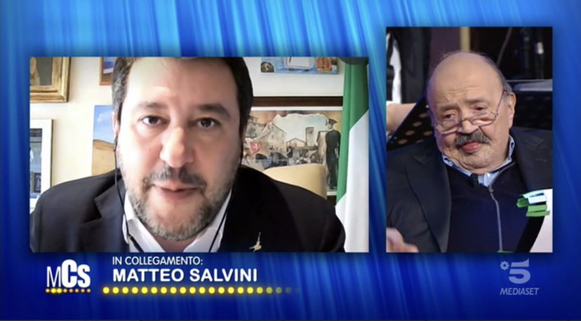 Salvini chiede di non fare terrorismo sul Natale. Ma poi si inventa il “divieto di albero” article-post