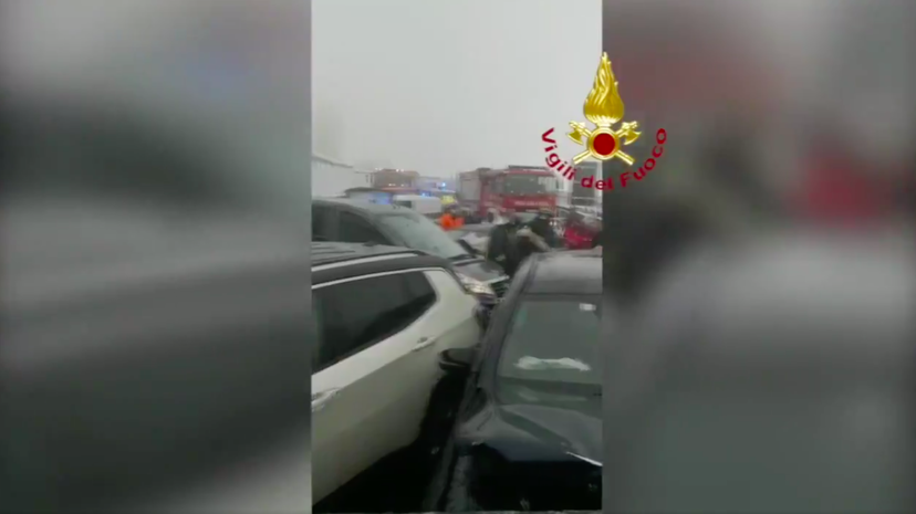 Maxi incidentre tra 25 macchine in autostrada: due morti e trenta feriti article-post