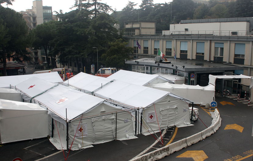 Italia zona arancione e lockdown nei weekend: gli scenari per le restrizioni dal 25 febbraio article-post