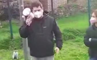 “Il passo svelto delle donne di notte”: il discorso da brividi del padre di una ragazza vittima di femminicidio | VIDEO article-post