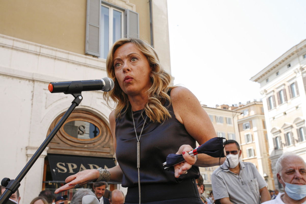 La storia delle firme “farlocche” di FdI per la sfiducia a Speranza article-post