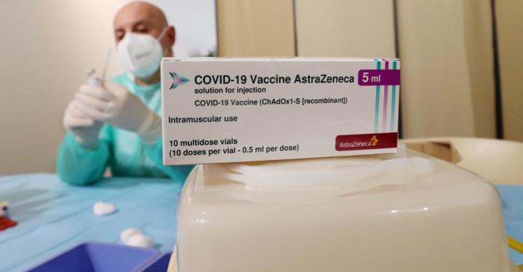 Lotto Astrazeneca sospeso