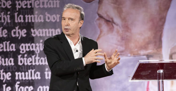 benigni mattarella video barbiere