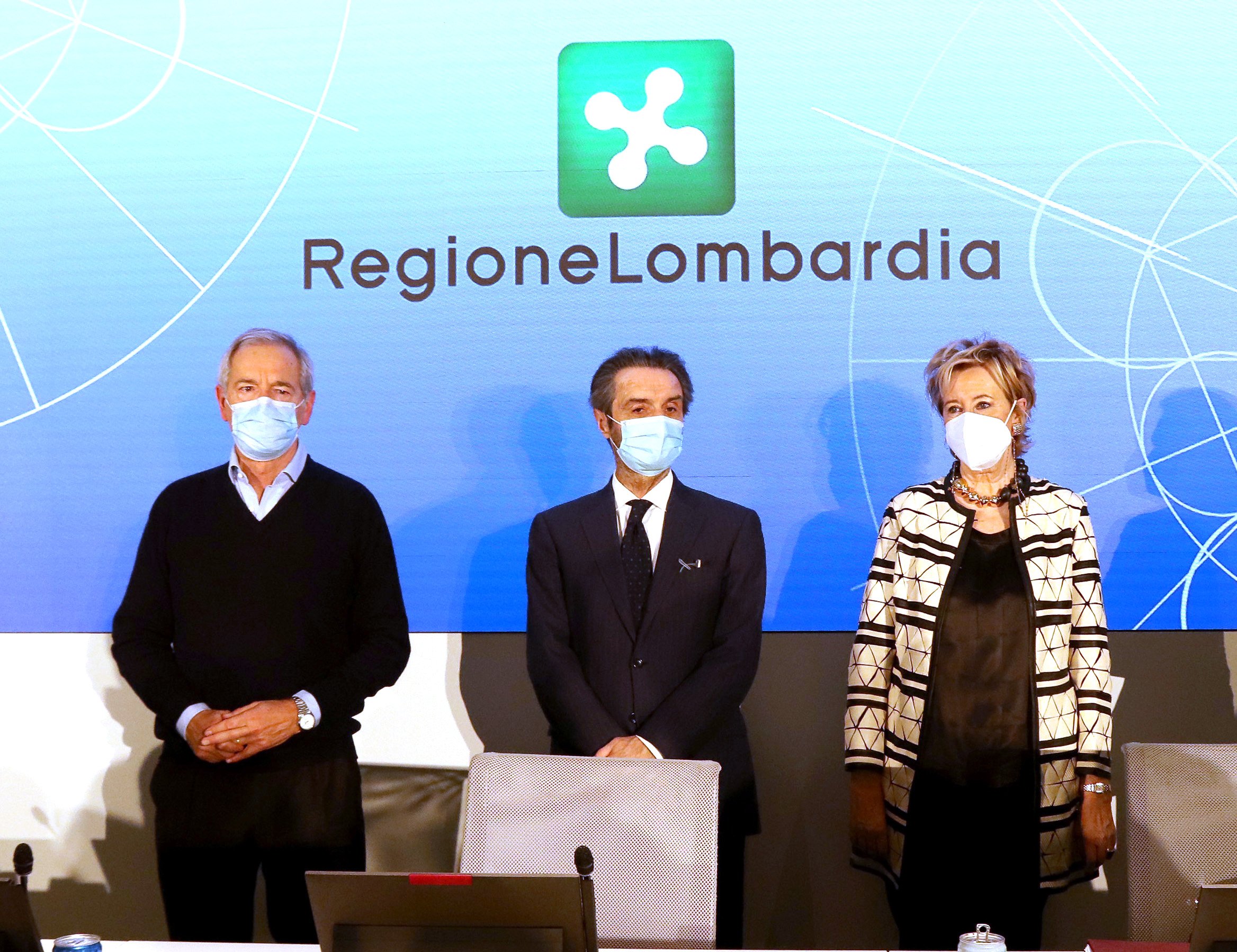 Lombardia vaccini fontana Bertolaso Moratti