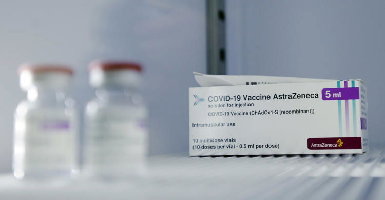 Astrazeneca pano vaccinale raccomandazione over 60