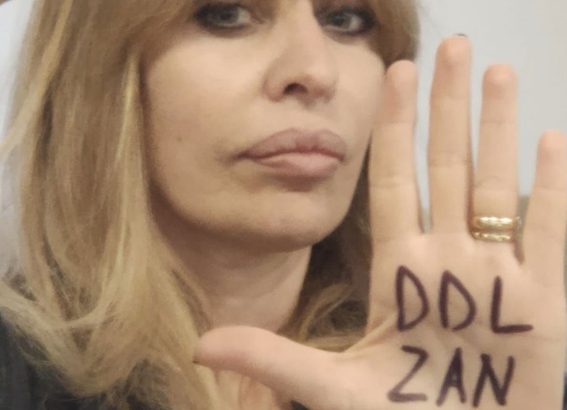 La conversione di Alessandra Mussolini che ora è favorevole al ddl Zan e alle adozioni a coppie gay article-post
