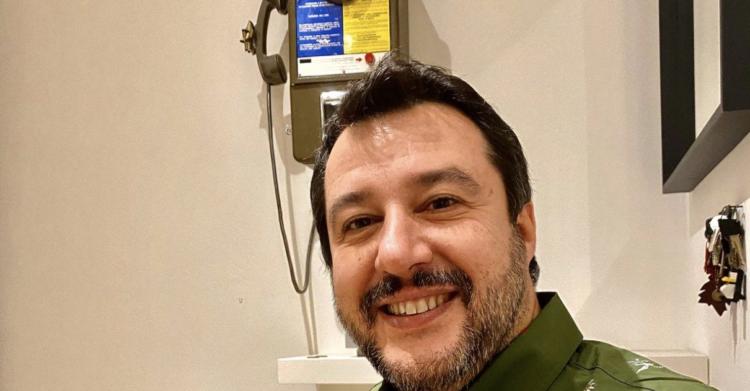 Salvini candida Albertini