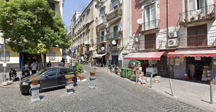 Sparatoria Napoli