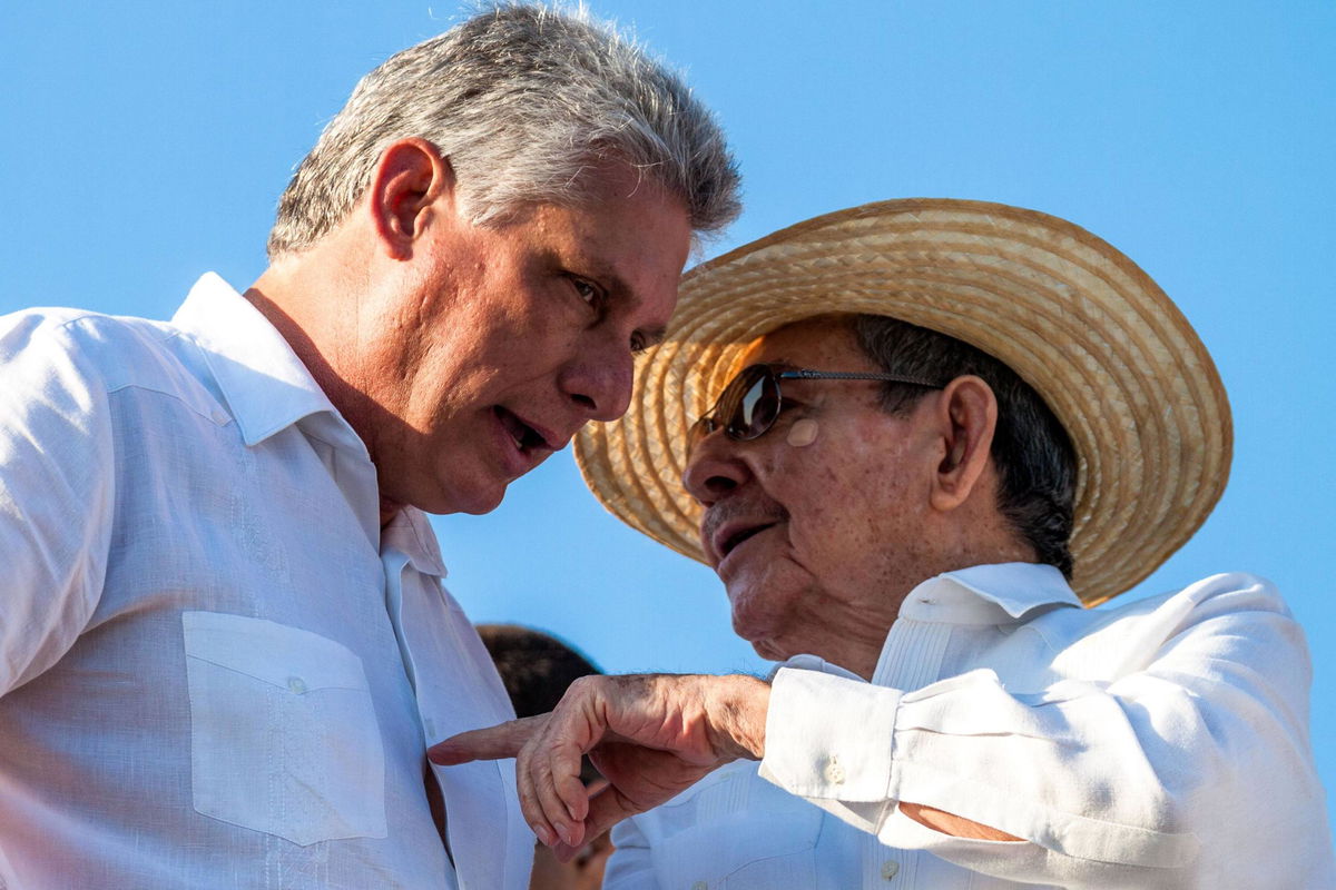 A Cuba finisce l’era Castro, Diaz-Canel è il nuovo segretario del Partito comunista article-post