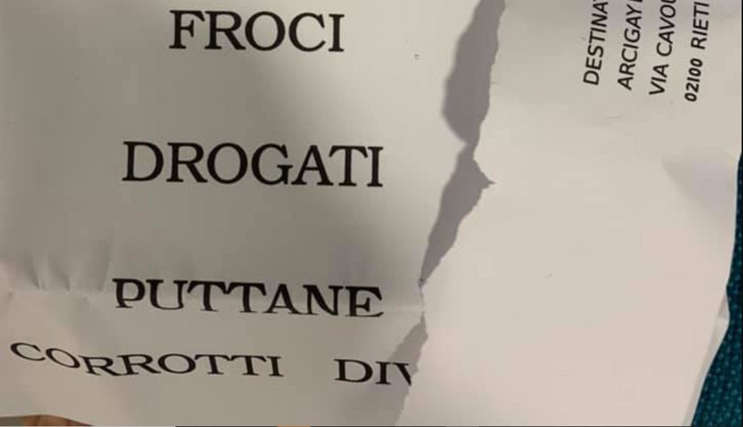 “Speriamo che il covid vi uccida, fr…”: la lettera con insulti omofobi e minacce a Arcigay Rieti article-post