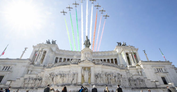 2 giugno frecce tricolori festa della repubblica