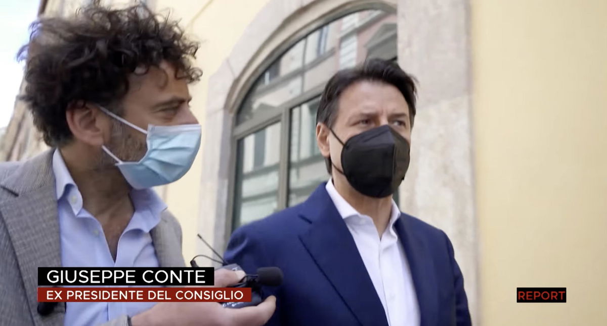 Il nuovo attacco di Conte a Renzi e Salvini per gli incontri con lo 007 | VIDEO article-post