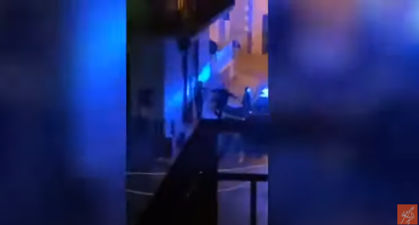 Terzigno: preso a calci dal carabiniere per aver violato il coprifuoco | VIDEO article-post