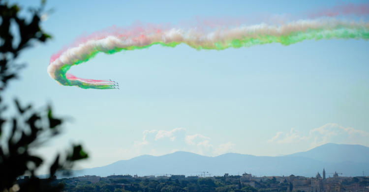 dove vedere le frecce tricolori festa della repubblica 2 giugno 2021