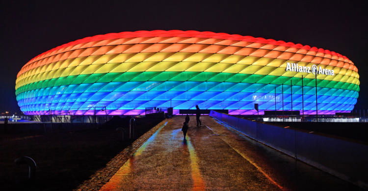 ALLIANZ ARENA ARCOBALENO germania UNGHERIA uefa
