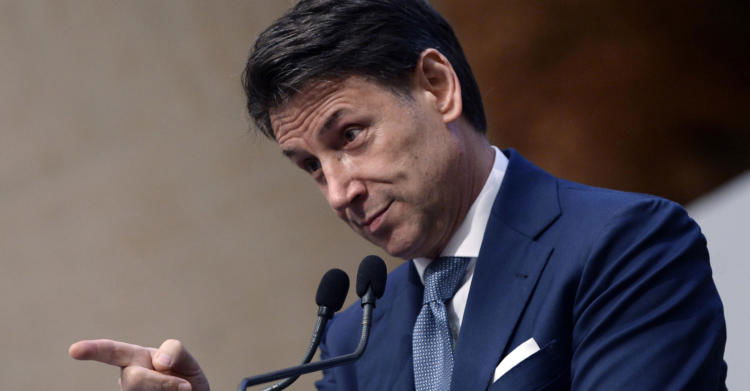 Tribunale di Napoli rigetta ricorso leadership Giuseppe Conte movimento cinque stelle talebani dialogo serrato