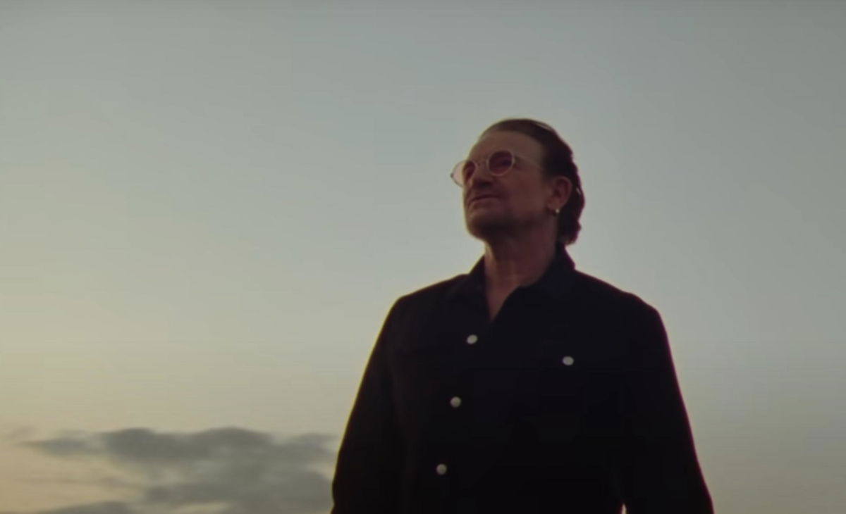 La canzone di Bono Vox per gli europei è un plagio di Ringo Starr del Pinguini Tattici Nucleari? | VIDEO article-post