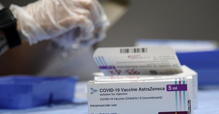 vaccini giovani ragazzi senza prenotazione