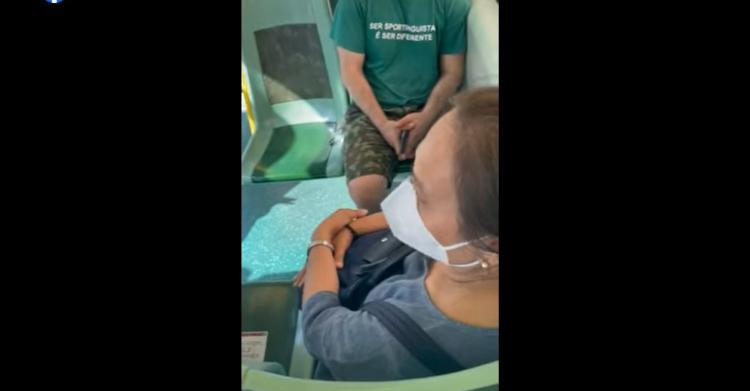 insulti omofobi tram roma video