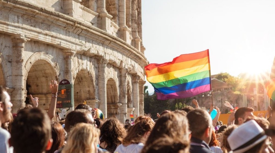 L’Italia si tinge di arcobaleno: il pride per i diritti Lgbt e l’approvazione del ddl Zan article-post