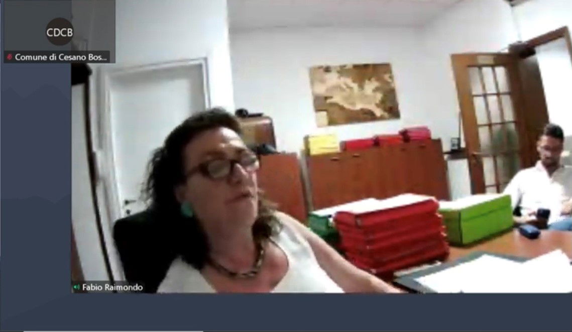 “Il Pride? Un ritrovo di disadattati schizoidi”: il delirio omofobo della consigliera di Forza Italia | VIDEO article-post