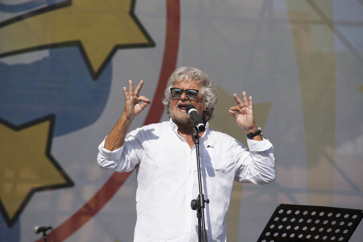 Il caso di Grillo che vorrebbe farsi pagare per ospitare contenuti del Movimento 5 Stelle sul suo blog article-post