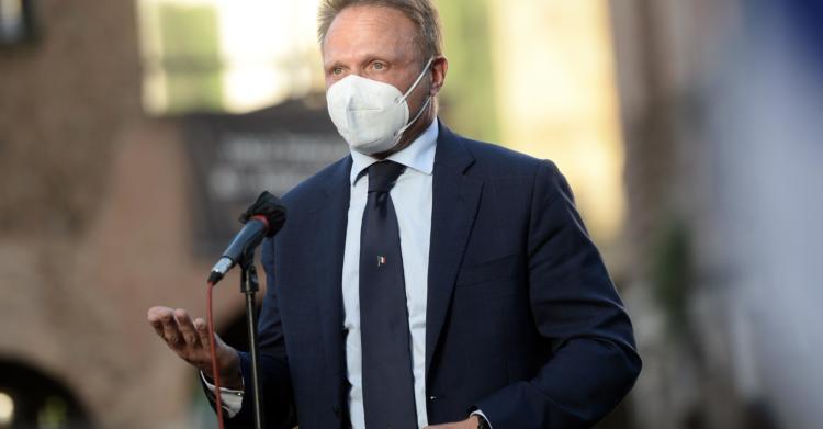 fratelli d'italia forza nuova Francesco Lollobrigida vaccini