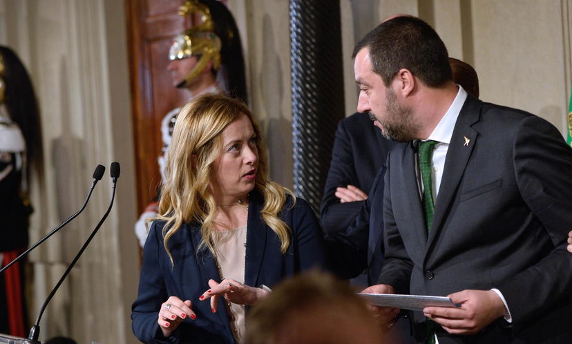 Green Pass, gli elettori di Lega e Fratelli d’Italia sono d’accordo col “modello Macron” article-post