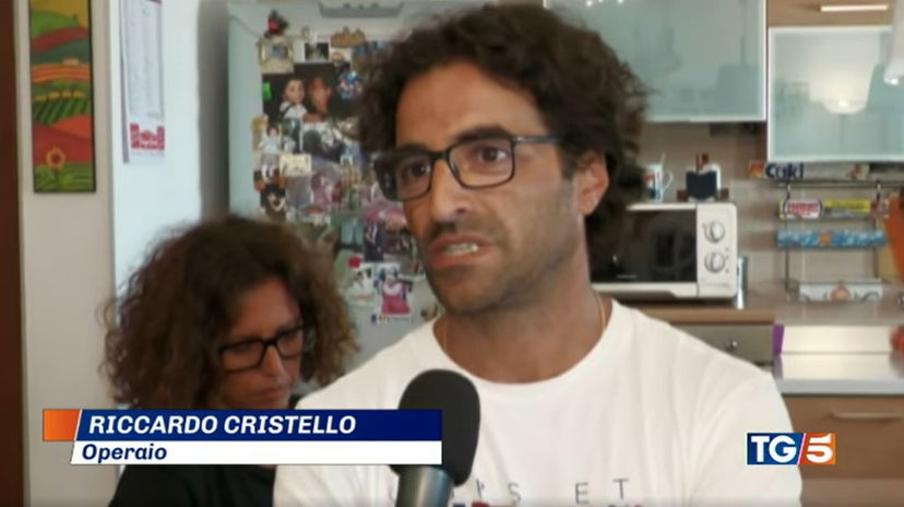 Riccardo Cristello: reintegrato l’operaio ex Ilva licenziato per il post sulla fiction con Sabrina Ferilli | VIDEO article-post