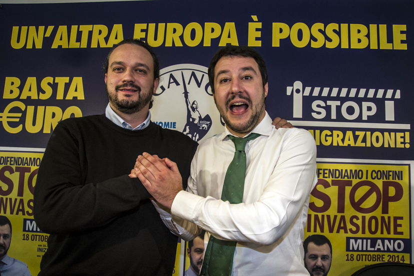 Il sindaco leghista di Ferrara smentisce Salvini: “Accoglieremo donne, bambini e uomini afgani” preview