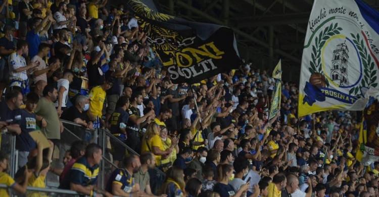 frosinone tifoso serie b morte