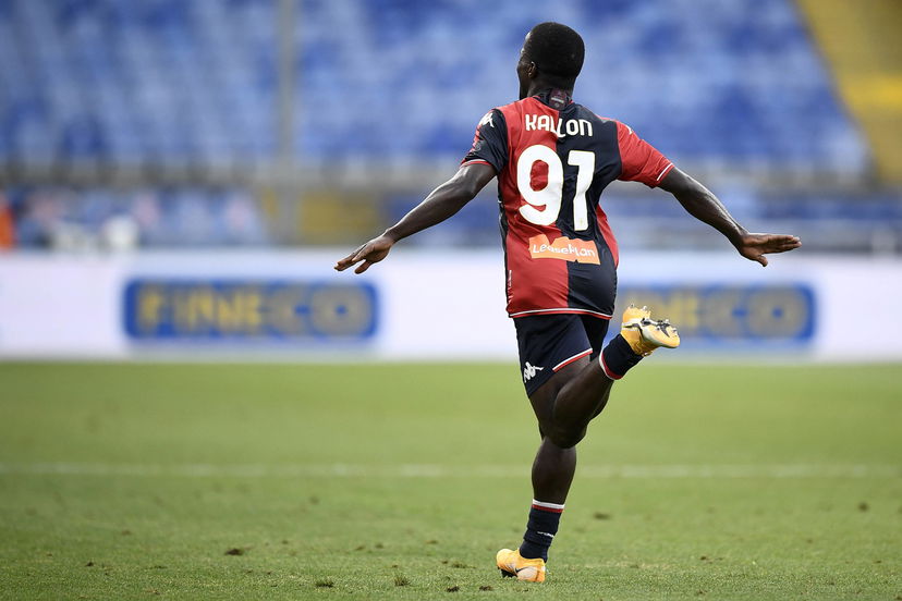 Kallon: il calciatore del Genoa arrivato in Italia con un barcone dedica il suo goal a Gino Strada | VIDEO article-post