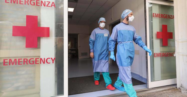 Ospedale no vax si vax scuse lettera medici nas