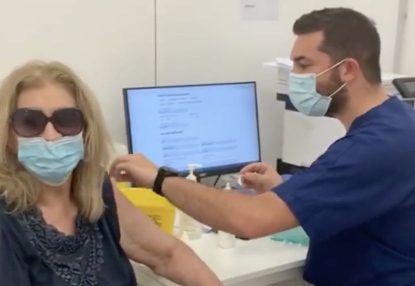 Iva Zanicchi finalmente ne dice una giusta su Covid e vaccini article-post