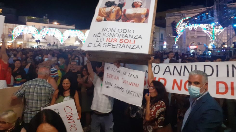 La splendida accoglienza che Palmi ha preparato per Salvini article-post