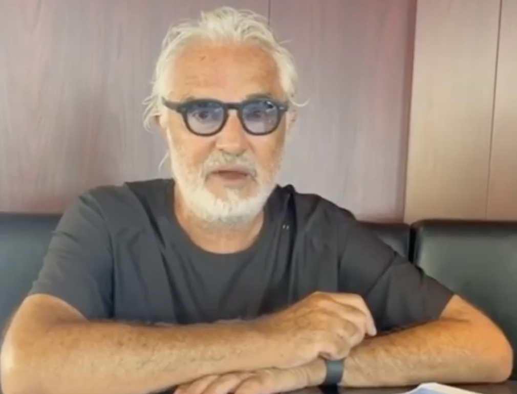 Lo scontro tra Briatore e l’assessore al Turismo di Forte dei Marmi article-post
